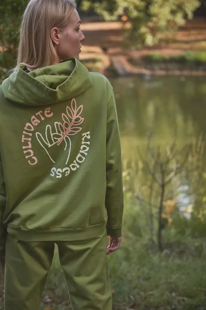 Veld Jordaan Cultivate Kindness Hoodie Turtle Green