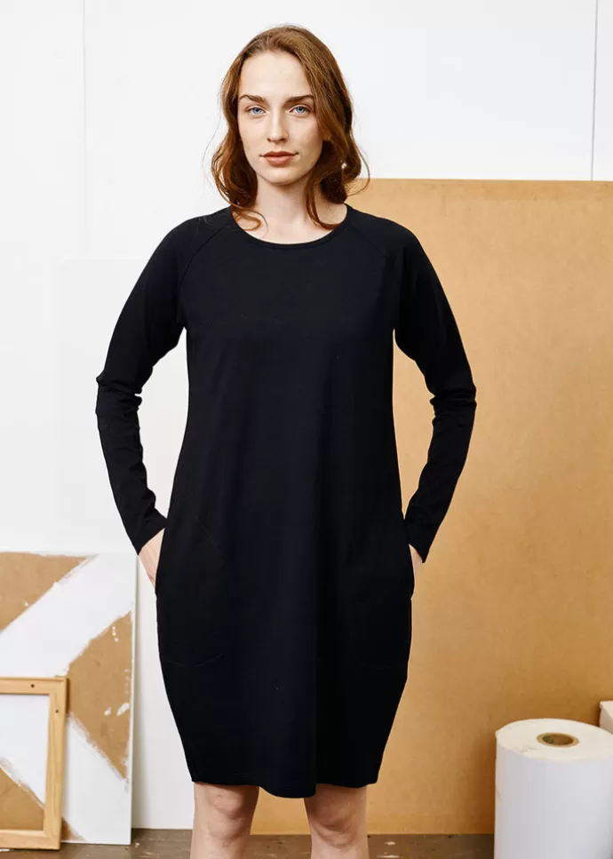 Papu Oval Dress Black