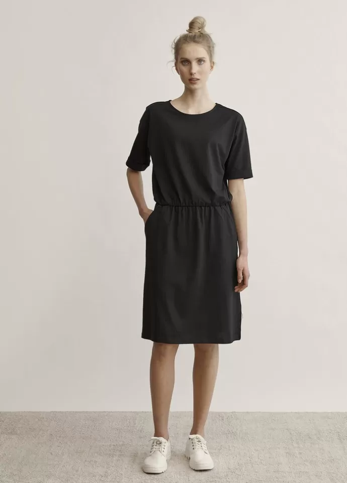 Globe Hope Piehinki Dress Black