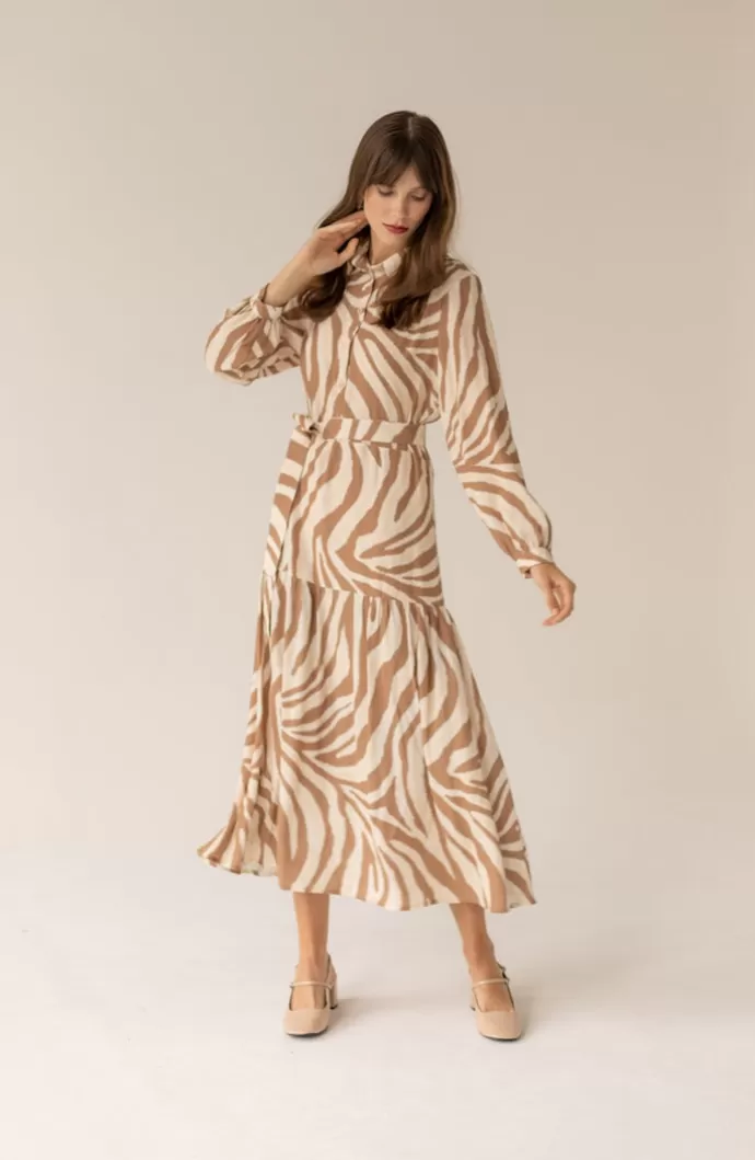 Enteliér Zebra Caramel Dress