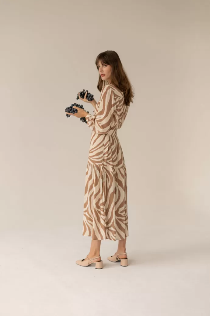 Enteliér Zebra Caramel Dress